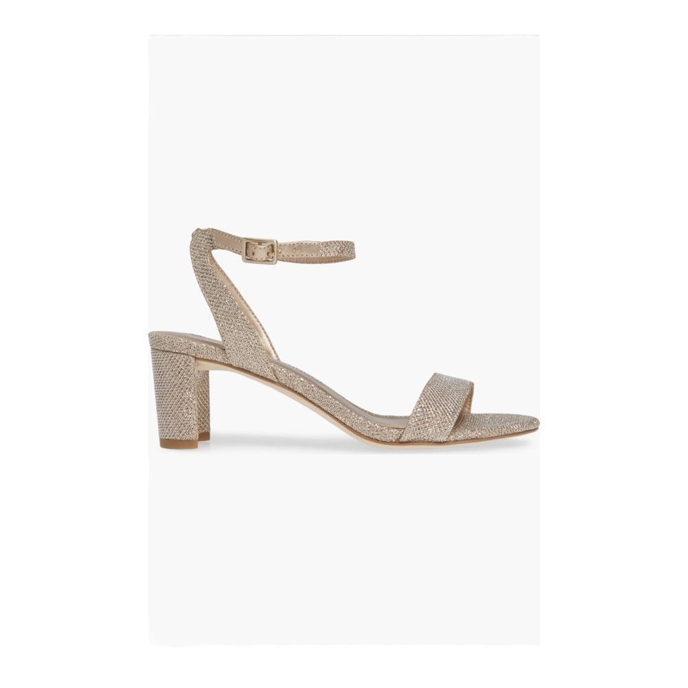 Pelle Moda Moira Sandal Color: Platinum Gold NIB - Picture 5 of 10